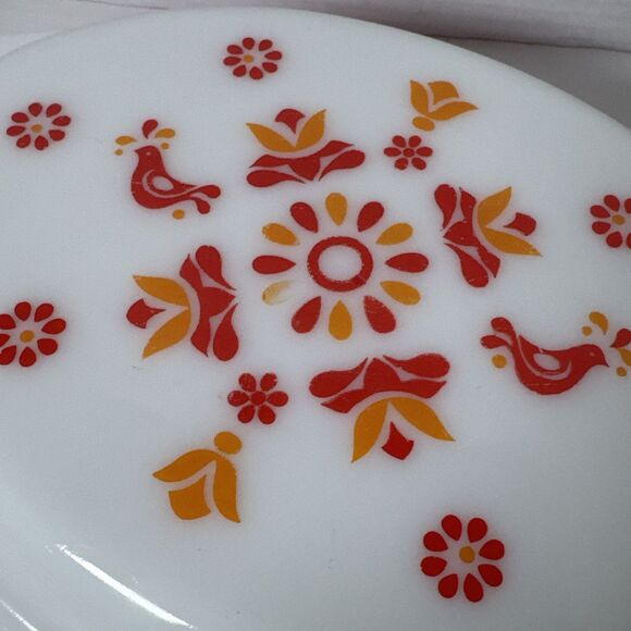 Vintage Pyrex 1 QT Red Friendship Divided Milk Glass Casserole Dish W/Lid Cover - Picture 4 of 12